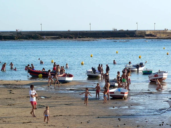 Barcos Pesqueros Playa Caleta Bahía Capital Cádiz Andalucía España Europa —  Fotos de Stock