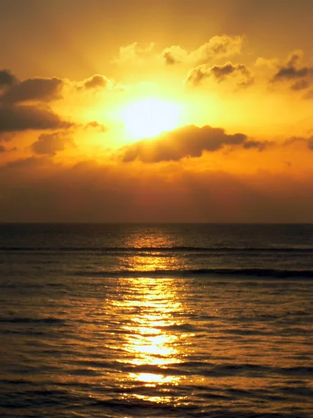 Retroiluminación Atardecer Playa Ciudad Cádiz Andalucía España — Foto de Stock