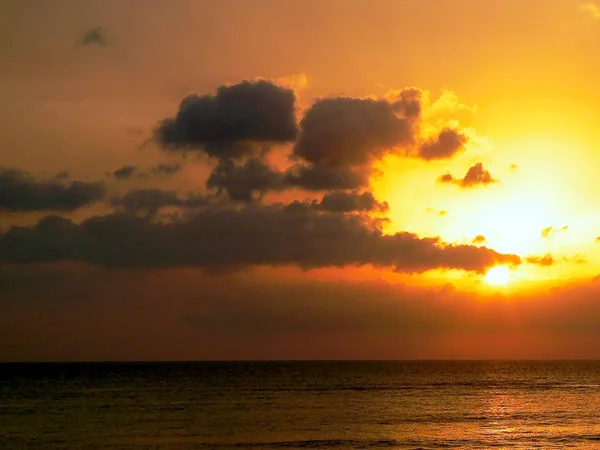Gegenlicht Bei Sonnenuntergang Strand Der Andalusischen Stadt Cadiz Spanien — Stockfoto