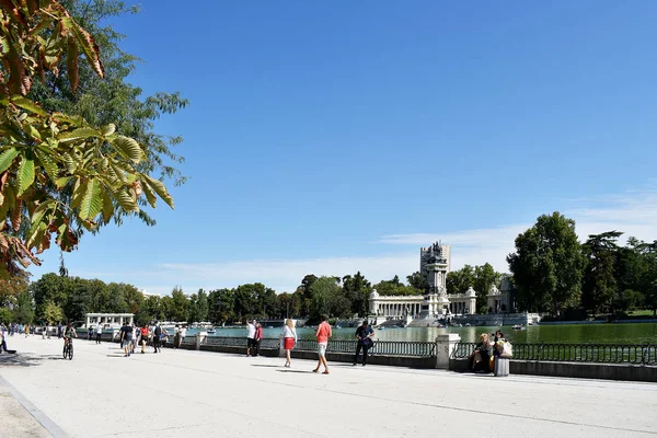 Madrid Deki Retiro Parkı Spanya Avrupa Eylül 2019 — Stok fotoğraf