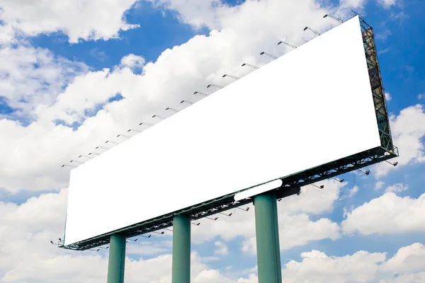 Billboard prázdný pro venkovní reklamní plakát nebo prázdný billboar — Stock fotografie