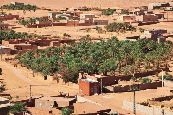 Ruins of Timimun abandoned city in Sahara desert, Algeria