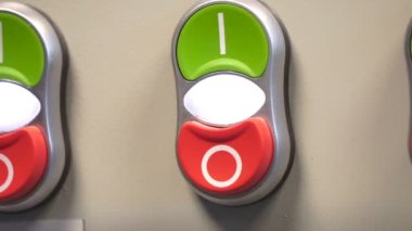 El açmak veya kapatmak elektrikli kırıcı. Elektrik kalkan şalter.