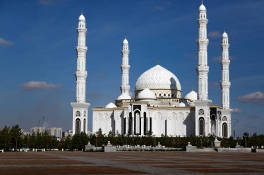 Nursultan Astana Şehrinde Hazreti Sultan Camii