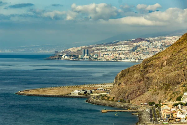 Vista aérea de Santa Cruz de Tenerife. Islas Canarias, España — Foto de Stock