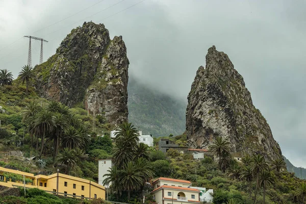 San Pedro Rocks - volcanic twin mountains, natural landmark of La Hermigua in the northeastern La Gomera Canary Islands Spain — Stock Photo, Image