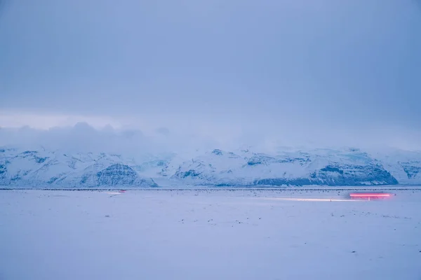 Dramatic Icelandic Landscape Snow Covered Mountains Cold Winter Day Iceland — Stock Photo, Image