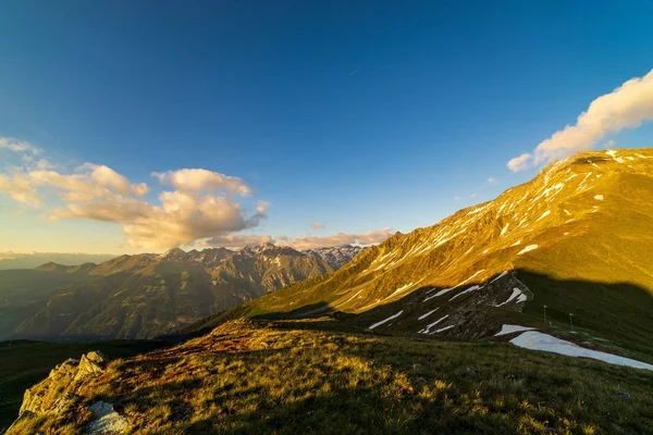 Schilderachtig Uitzicht Het Prachtige Landschap Van Zwitserse Alpen Een Val — Stockfoto