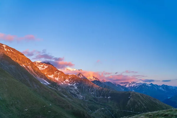 Vistas Panorámicas Del Hermoso Paisaje Los Alpes Suizos Una Zona — Foto de Stock