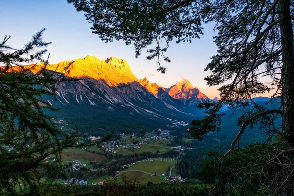 Harika Akşam Sahne Dolomit Alps Cortina Ampezzo Kuzey Talya Europe — Stok fotoğraf