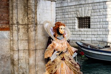 Store Street, Venedik İtalya geleneksel Venedik Maske. 