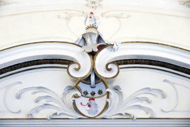 Eski tavan duvarı deseni. İç tasarım alçı arka planı. Duvarda antik İtalyan dekoru