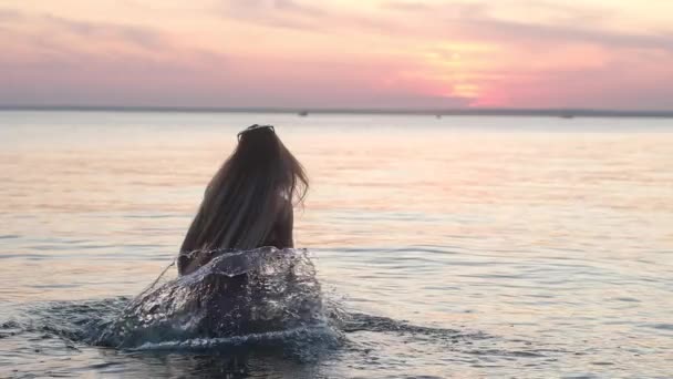 Young Slender Beautiful Girl Colored Swimsuit Long Hair Standing Water — Stock Video