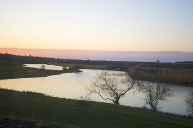 Küçük Sakin Bozkır Nehri