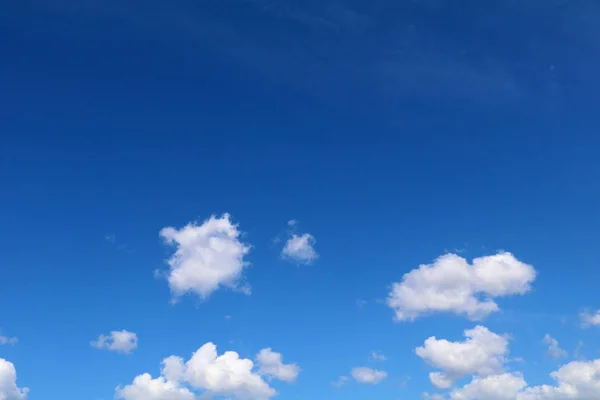 Hermosas Nubes Cielo Azul — Foto de Stock