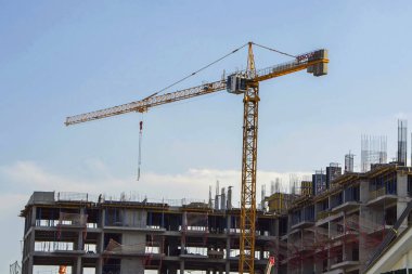 Yeni binanın inşaatı