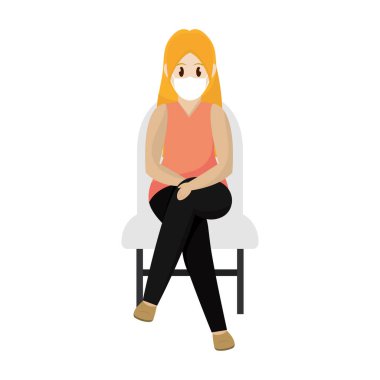 Yüz maskesi takan kadın