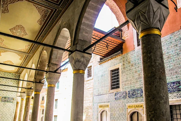 Istambul Turquia Verão Arquitetura Famosa Detalhes Interiores Decoração Harem Palácio — Fotografia de Stock