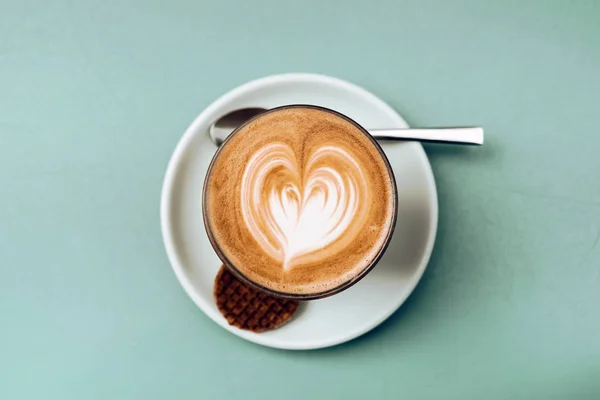 Visão Ângulo Alto Perto Uma Xícara Cappuccino Com Colher Chá — Fotografia de Stock