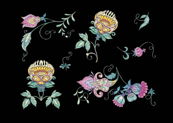 Floral decorative elements in jacobean embroidery style — Stock Vector