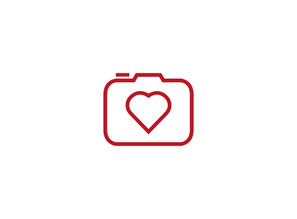 Beyaz Arka Planda Kalp Logolu Dijital Fotoğraf Makinesi — Stok Vektör