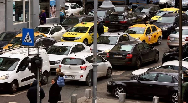 Atasco de tráfico en Bucarest — Foto de Stock