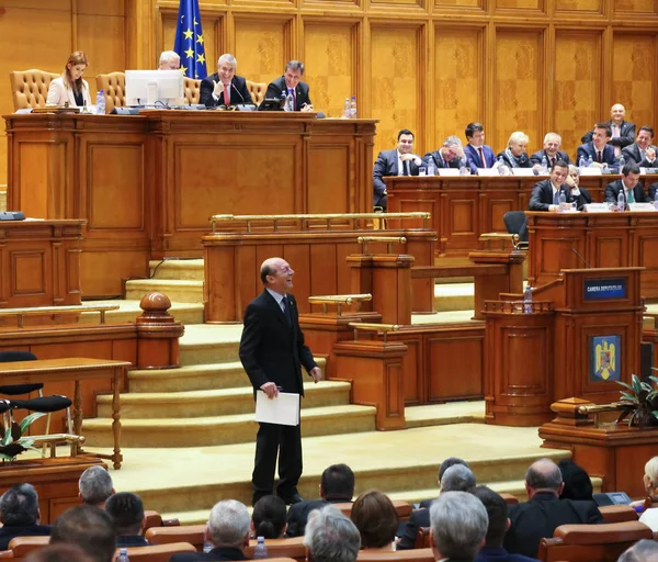 Парламент Румунії-рух без впевненості в тому, щоб керувати — стокове фото