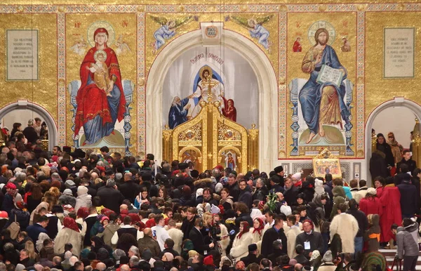 Церемония освящения Румынского национального собора — стоковое фото
