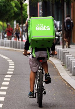 Uber Eats kurye - Bükreş