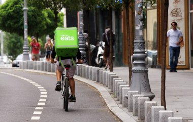 Uber Eats kurye - Bükreş