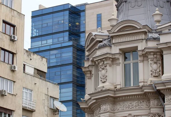 Arquitectura en el centro de Bucarest —  Fotos de Stock