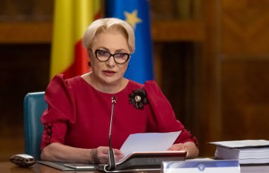 Viorica Dancila - hükümet toplantısı - Romen siyaseti