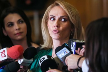 Romanya siyaseti - Gabriela Firea - Sosyal Demokrat Parti