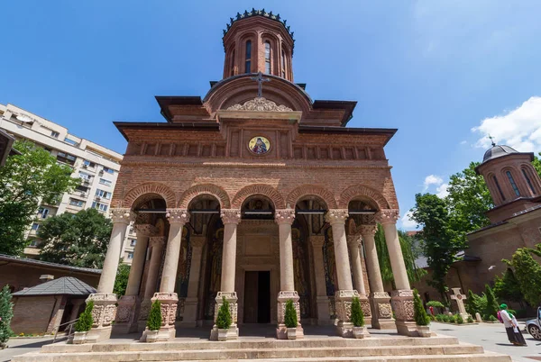 Edificios históricos públicos - Bucarest Rumania — Foto de Stock