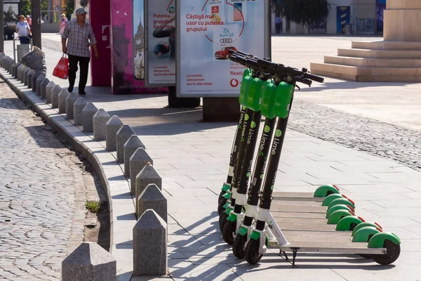 Scooter-Sharing-System in Bukarest, Rumänien — Stockfoto