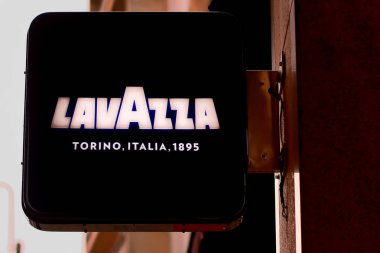 Lavazza kahve logosu