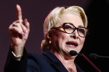 Viorica Dancila - cumhurbaşkanlığı görev için yarış - Romen p