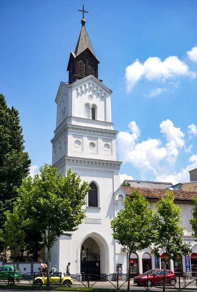 ルーマニアのブカレスト 2020年6月29日 ブカレストのダウンタウンにあるローマ カトリック教会 バラティア の鐘楼 — ストック写真