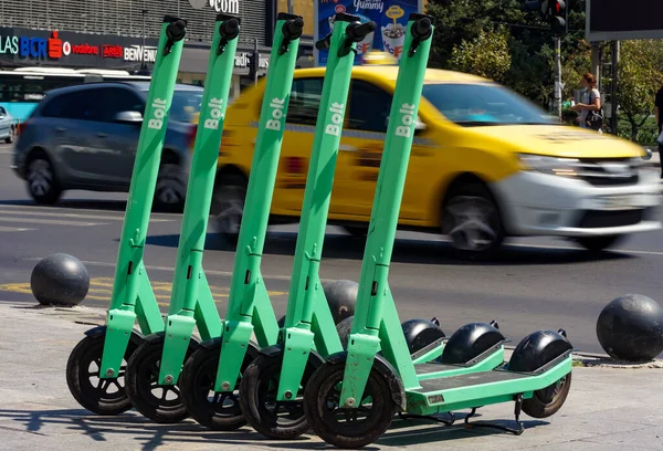 Bucareste Romênia Julho 2020 Scooters Elétricos Parafuso Estão Estacionados Uma — Fotografia de Stock