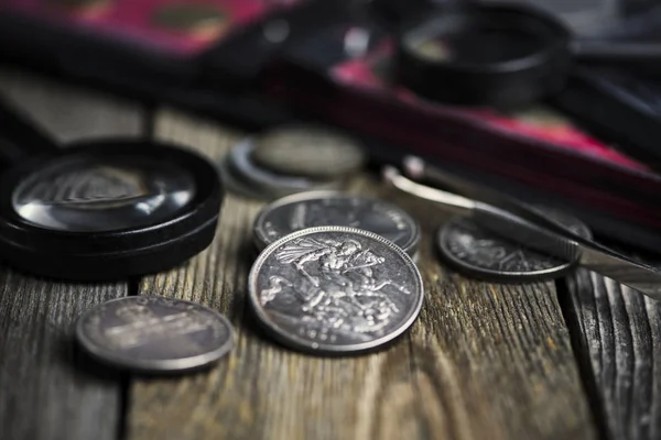 English Old Coin Numismatics Old Wooden Background — Stock Photo, Image