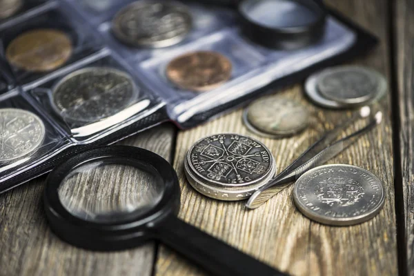 English Old Coin Numismatics Old Wooden Background — Stock Photo, Image