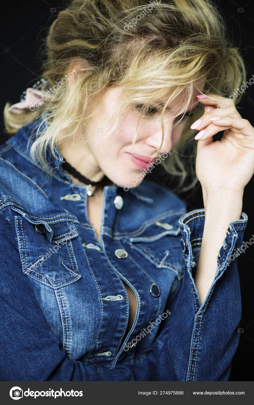 stylish denim jacket for girls