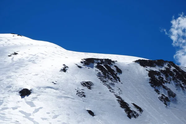 Пассо Дель Оберальп Тедеско Oberalppass Trova 2046 Sul Massiccio Дель — стокове фото