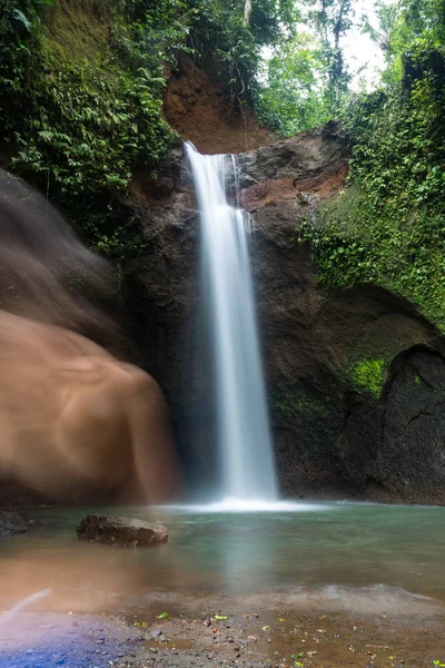 Munduk cascata indonesia asia nel Bali — Foto Stock