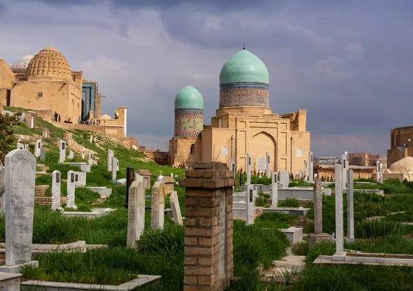 ウズベキスタン、サマルマンドの古代都市の素晴らしい東洋建築 — ストック写真