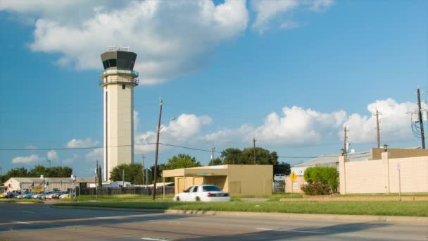 Houston Texas Hobby Airport Hou Air Traffic Control Tower Wide — Vídeo de Stock