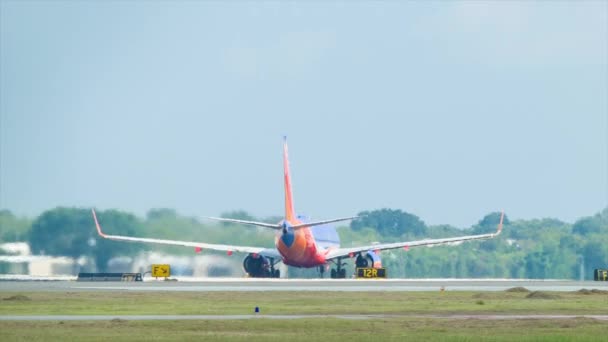 Boeing 737 7H4 Despegando Pista 12R Aeropuerto Internacional Houston Hobby — Vídeos de Stock