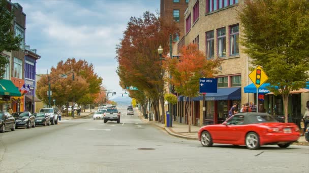 Жвавий Asheville Місто Вулиці Сцену Вздовж Паттона Проспекті Центрі Міста — стокове відео