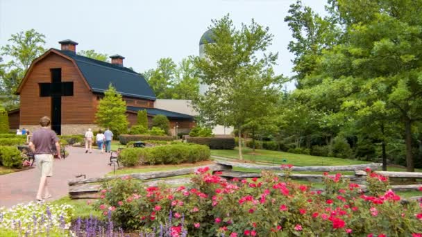 Biblioteca Billy Graham Charlotte Com Visitantes Caminhando Direção Entrada — Vídeo de Stock