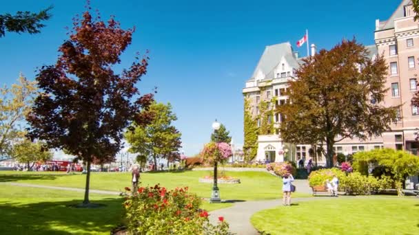 Victoria British Columbia Gardens Historical Fairmont Empress Hotel Atracción Turística — Vídeos de Stock